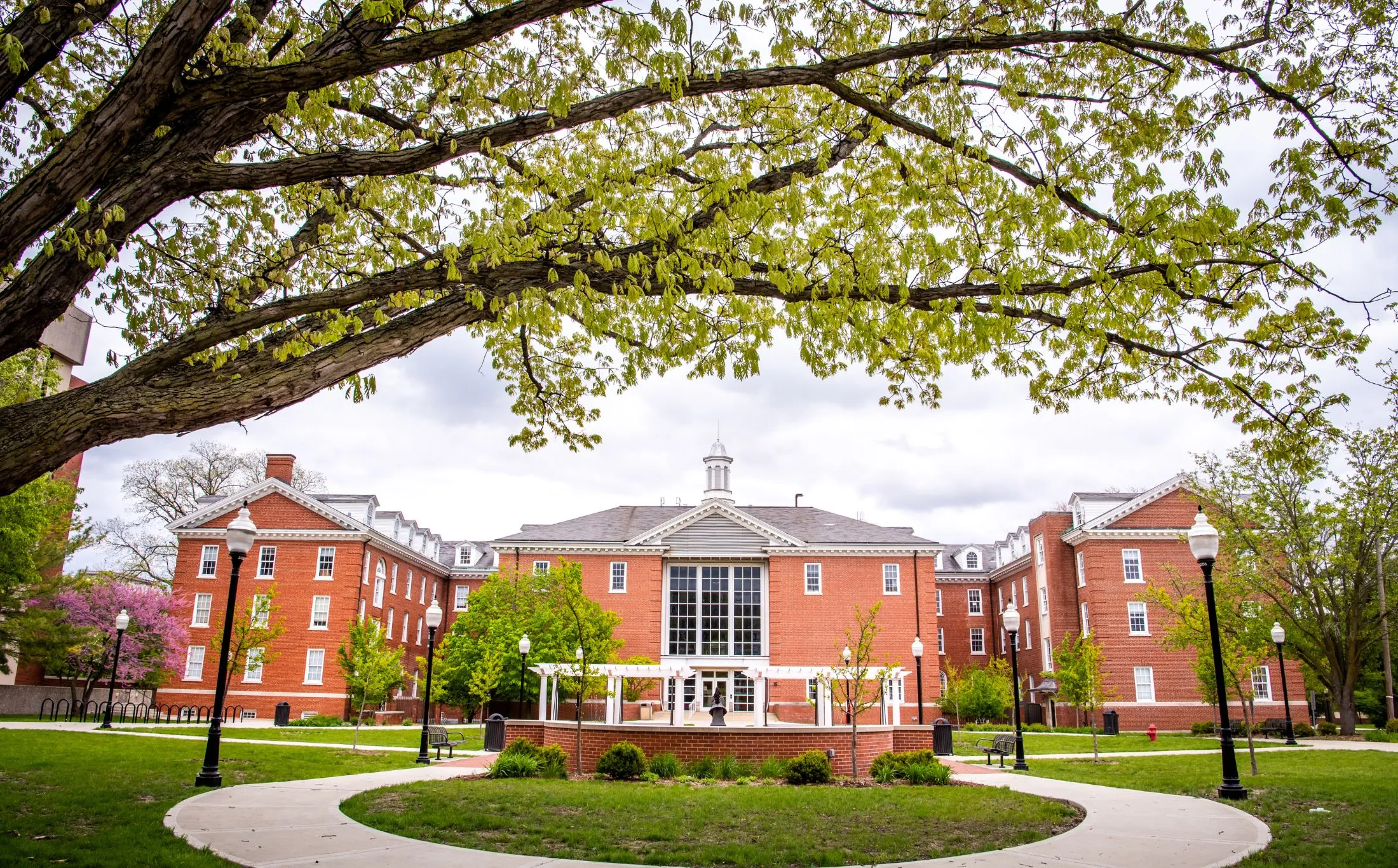 Illinois State University (INTO)