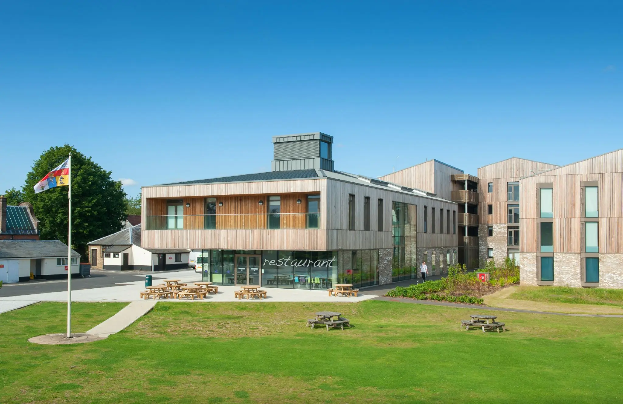 ROYAL VETERINARY COLLEGE (RVC)