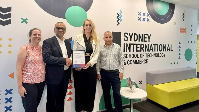 Sydney International School of Technology and Commerce (SISTC)
