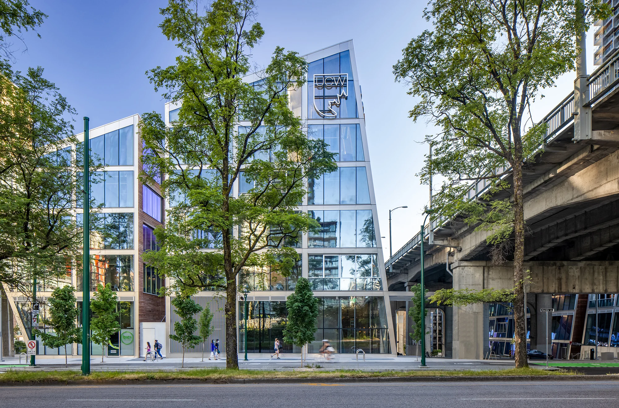 University Canada West (UCW)